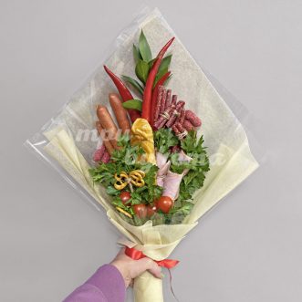 Букет из сыра и охотничьих колбасок Букет из сыра и охотничьих колбасок