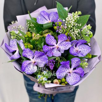 Букет из 6 орхидей Ванда